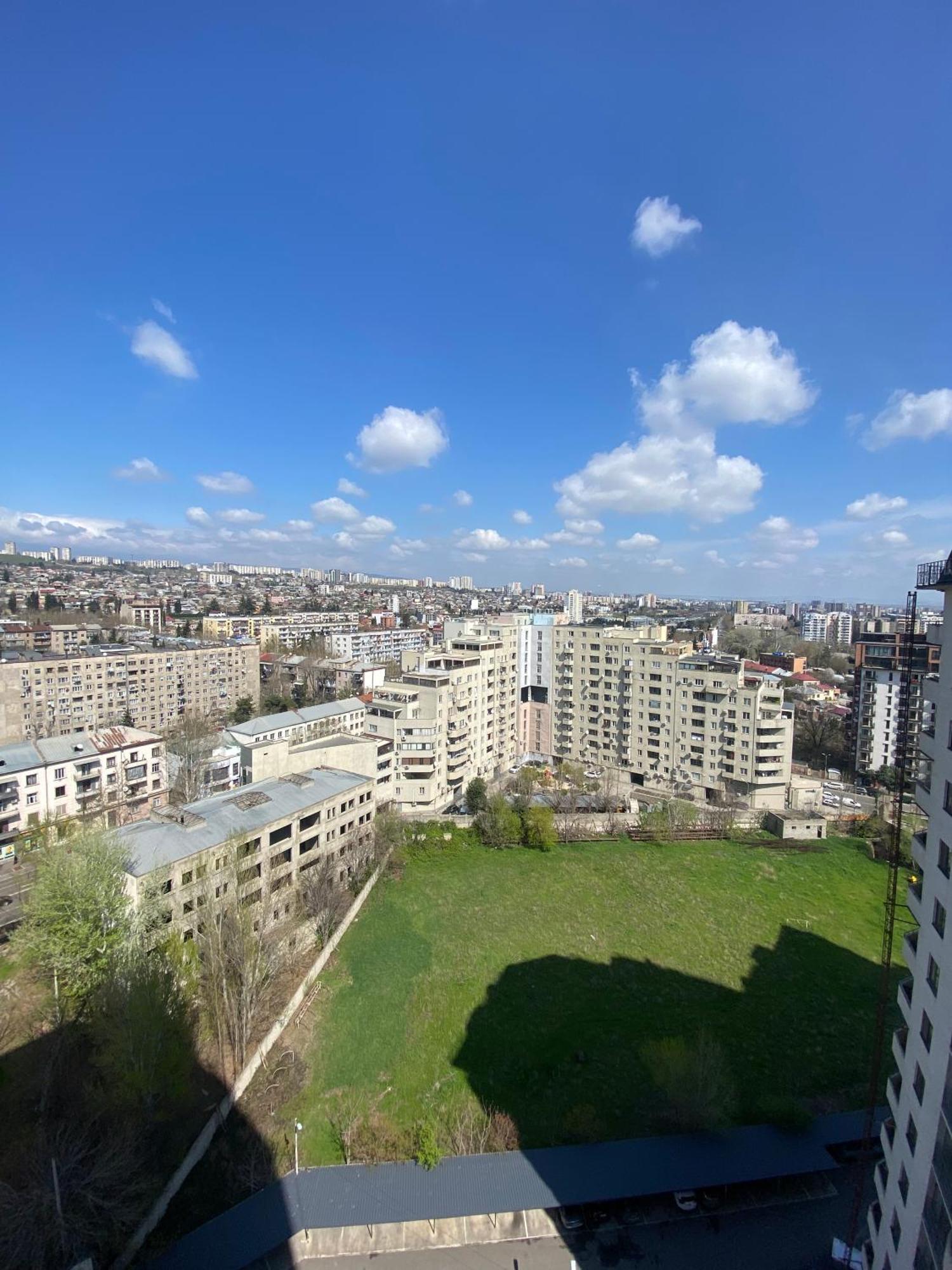 Tbilisi Hilton Apartment Экстерьер фото