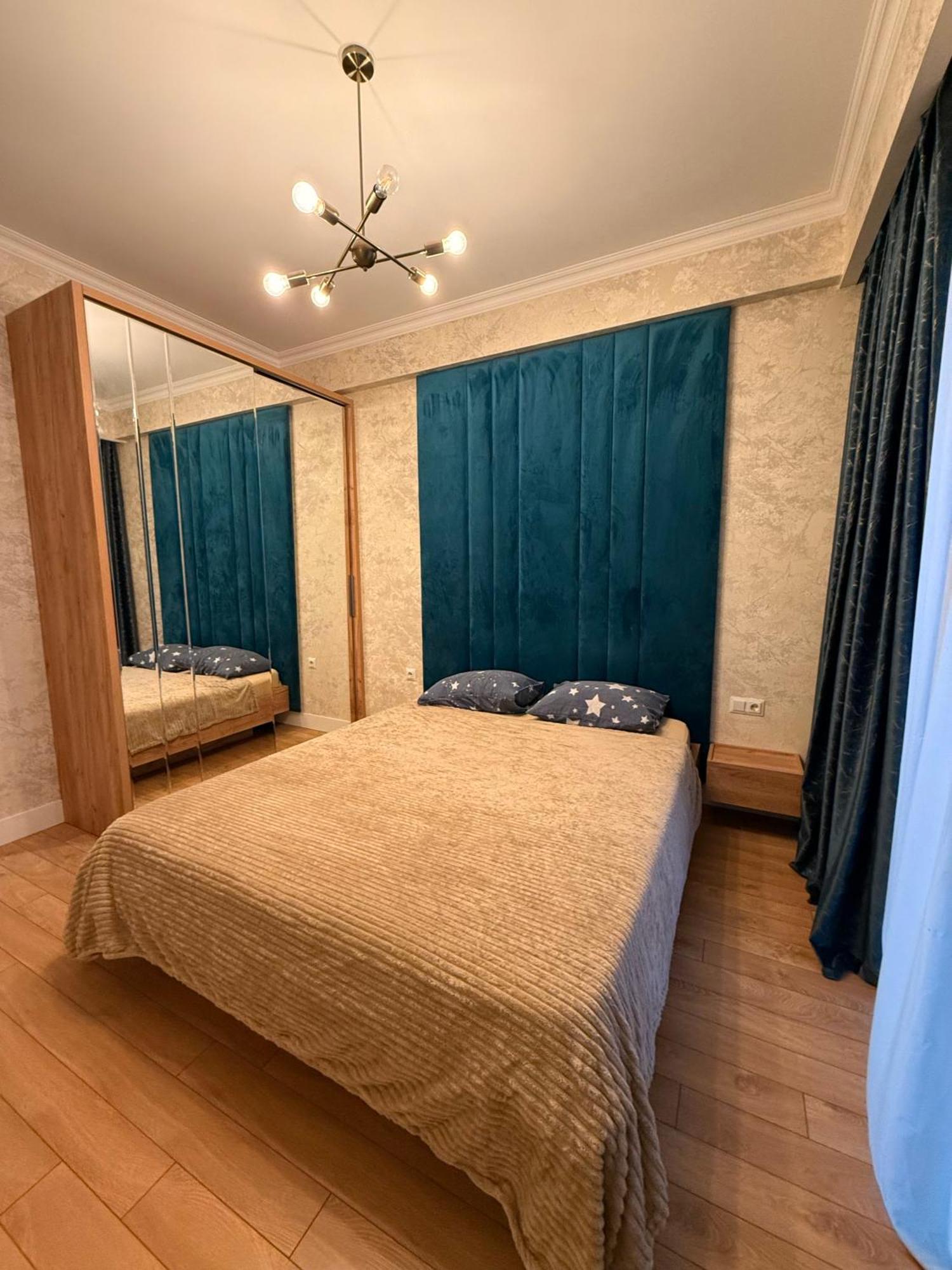 Tbilisi Hilton Apartment Экстерьер фото