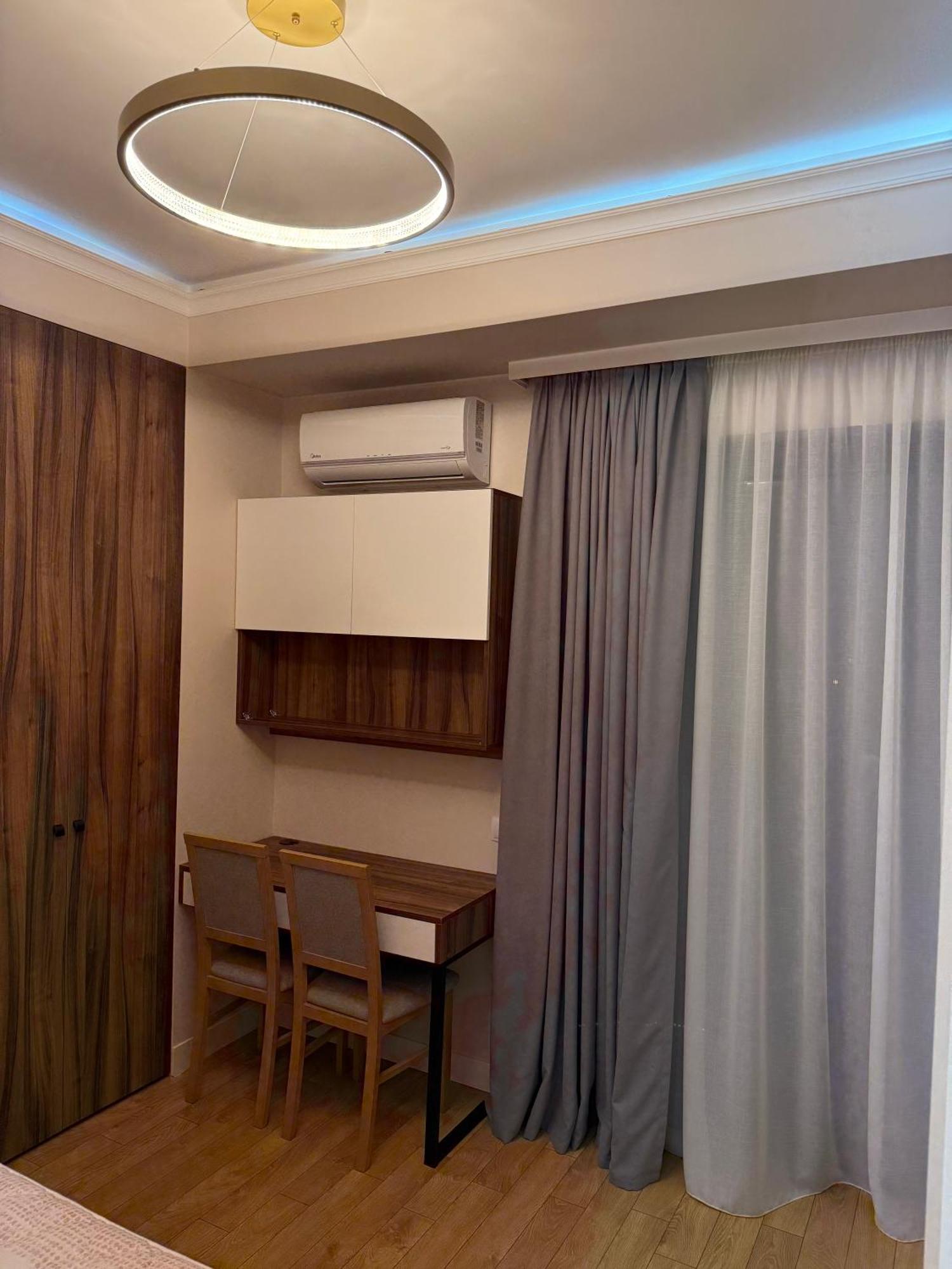 Tbilisi Hilton Apartment Экстерьер фото